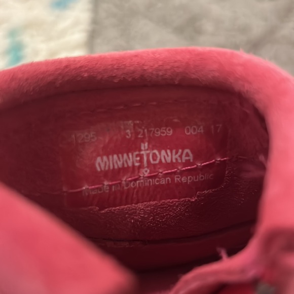 Minnetonka Double Fringe Bootie - Picture 5 of 6